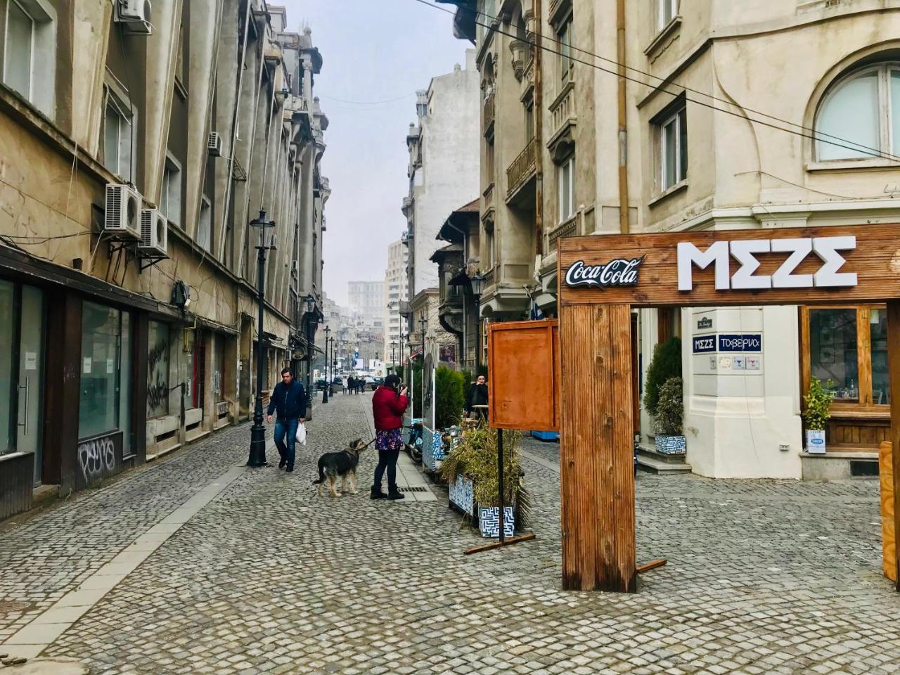 Modern Old Town Central Apartment Bucarest Esterno foto